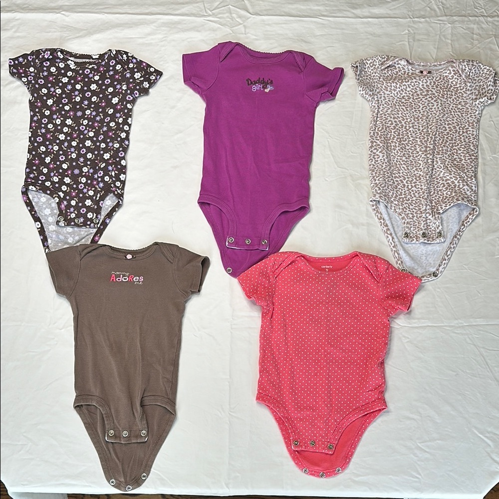 Carters size 9 month baby girl short sleeve onesie bundle All in GREAT CONDITION